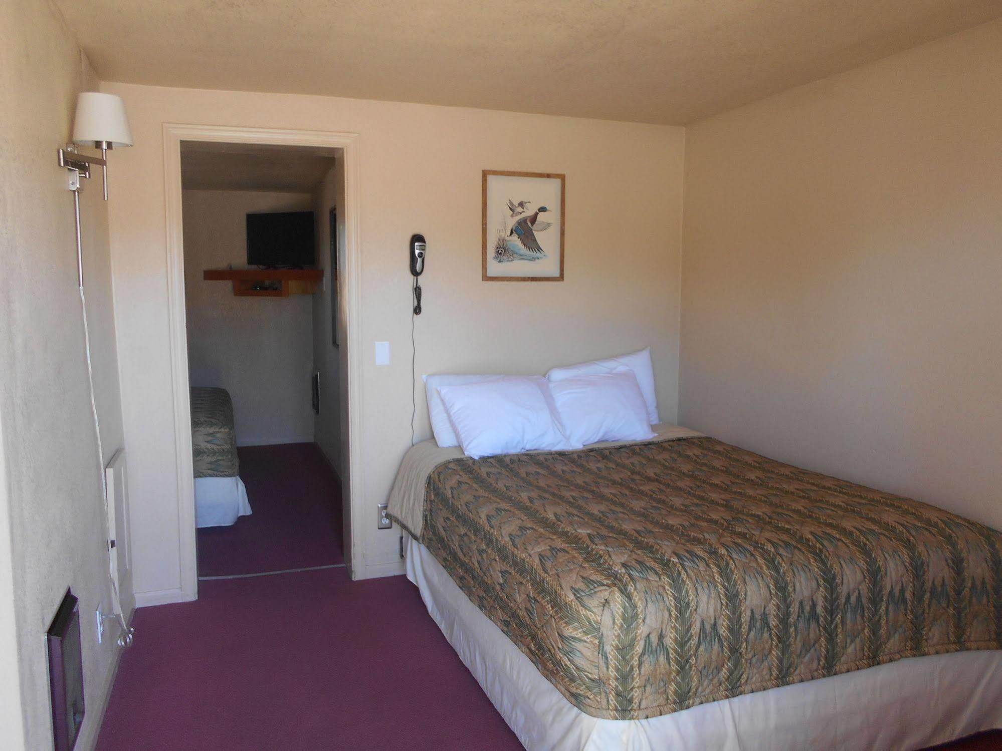 Super Saver Inn شيريدان المظهر الخارجي الصورة